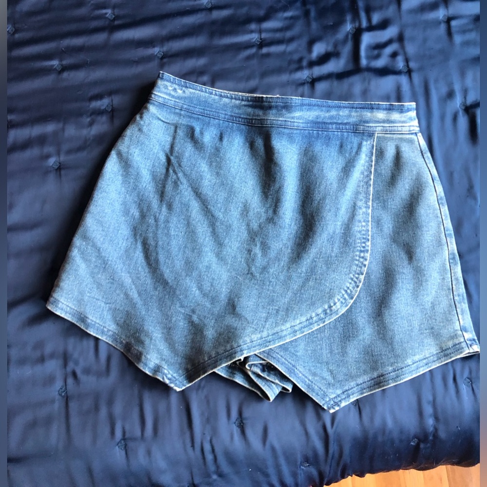 Jean Skort